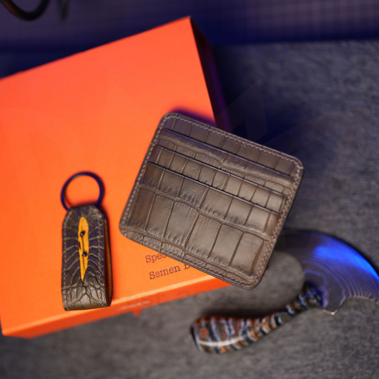 Картхолдер из крокодила (Olive Green)