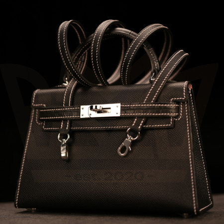 Grace mini Black + Pink Touch